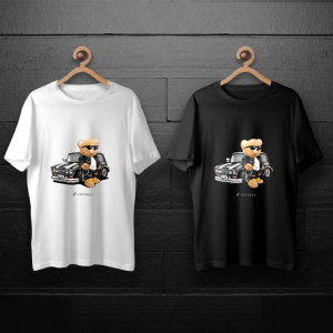 طرح لایه باز خرس تدی با عینک و کت و ماشین مشکی برای چاپ روی انواع تیشرت